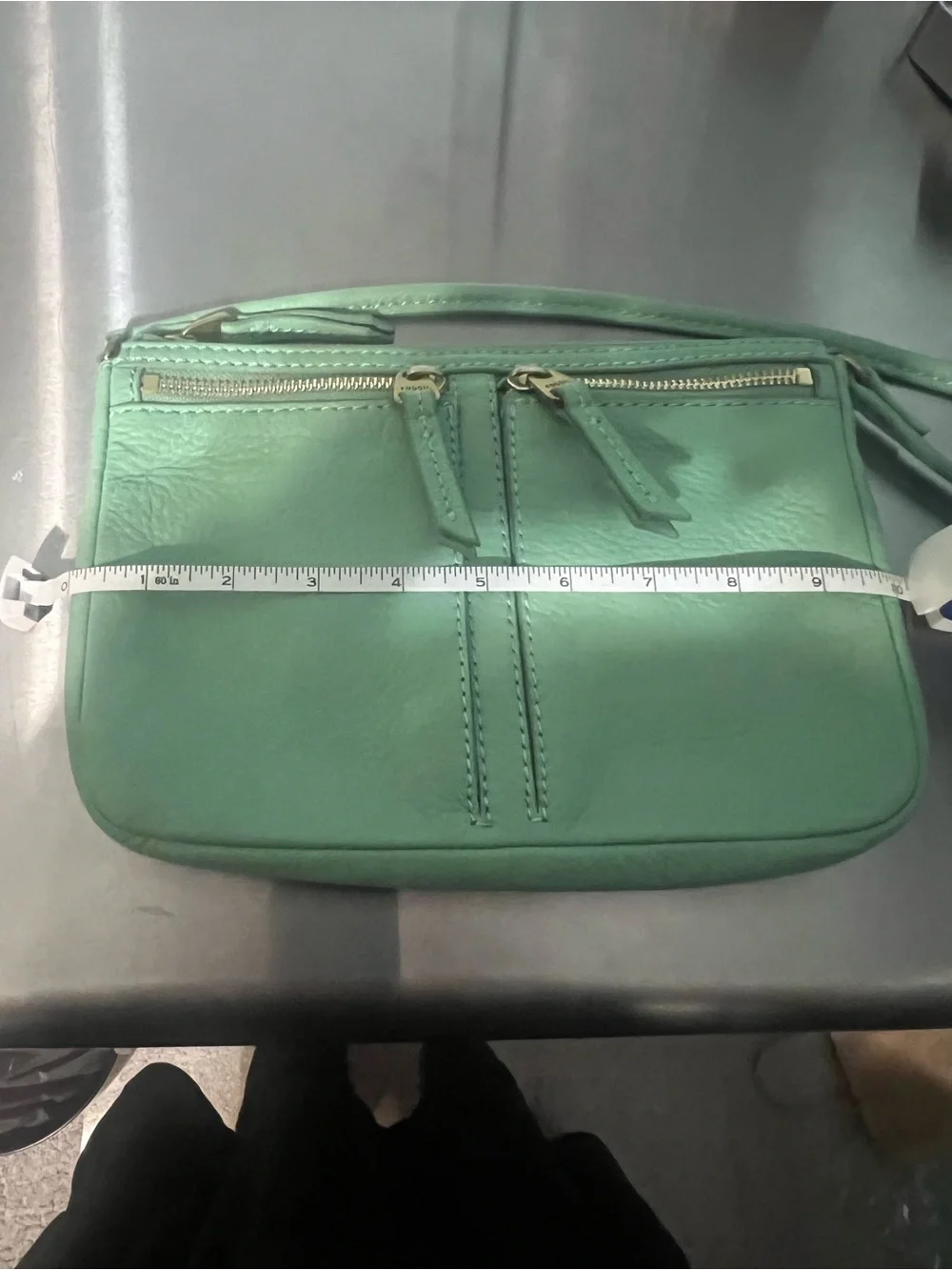 NWOT Fossil Mint Green Leather Crossbody Bag - Classic Everyday Style